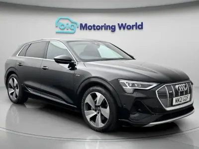 Usado Audi e-tron S-Line 230 kW (313 CV) 2021 Negro SUV