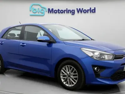 Used Kia Rio 84 HP (61 kW) 2022 Blue Hatchback