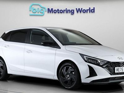 New Hyundai i20 Blackline 90 HP (66 kW) 2026 White Hatchback