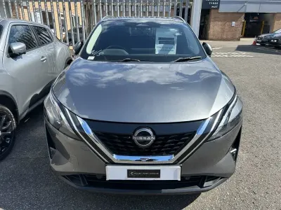 Używany Nissan Qashqai N-Connecta 190 KM (139 kW) 2024 Szary SUV