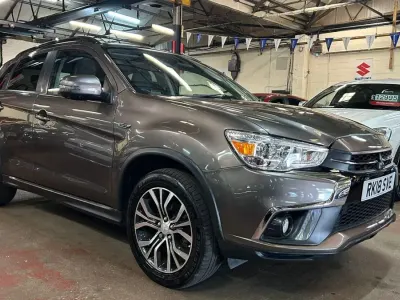 Usado Mitsubishi ASX 117 HP (86 kW) 2018 Castanho SUV