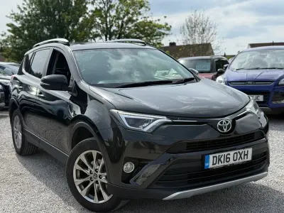 Used Toyota RAV4 151 HP (111 kW) 2016 Black SUV