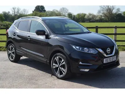 Używany Nissan Qashqai N-Connecta 2020 Czarny SUV