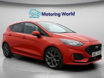 Begagnad Ford Fiesta ST-Line 100 HK (73 kW) 2022 Röd Halvkombi