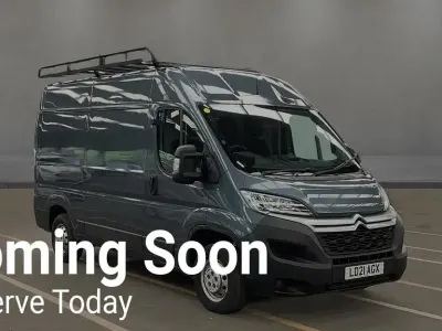 Usado Citroën Relay 140 CV (102 kW) 2021 Gris Van