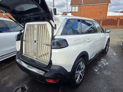 Used Peugeot 5008 Allure Premium 130 HP (95 kW) 2021 White SUV