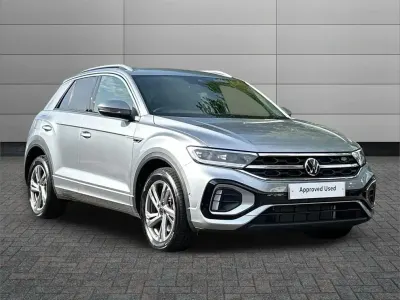 Usado VW T-Roc R-line 150 HP (110 kW) 2025 Prateado SUV