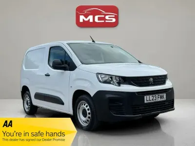 Used Peugeot Partner Premium 131 HP (96 kW) 2023 White MPV