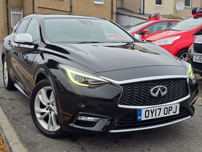 Infiniti Q30