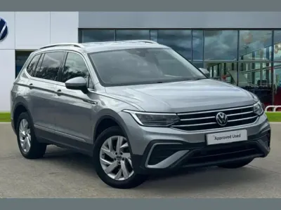 Used VW Tiguan Allspace Life 150 HP (110 kW) 2023 Silver SUV