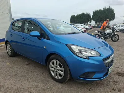 Second-hand Vauxhall Corsa Design Edition 2017 Albastru Hatchback