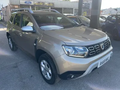 Used Dacia Duster Comfort 114 HP (83 kW) 2018 Beige SUV