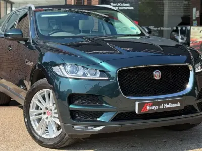 Used Jaguar F-Pace Portfolio 180 HP (132 kW) 2016 Green SUV