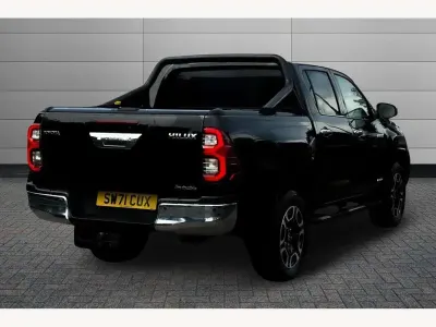 Usado Toyota HiLux 204 HP (150 kW) 2022 Preto Pickup