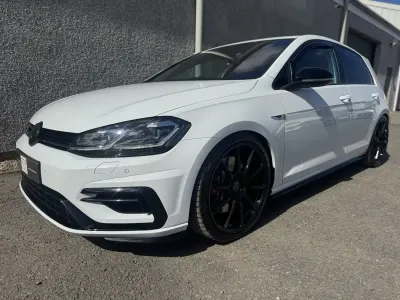 Używany VW Golf VII R 300 KM (220 kW) 2019 Biały Hatchback