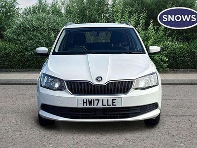Used Skoda Fabia SE 90 HP (66 kW) 2017 White Estate