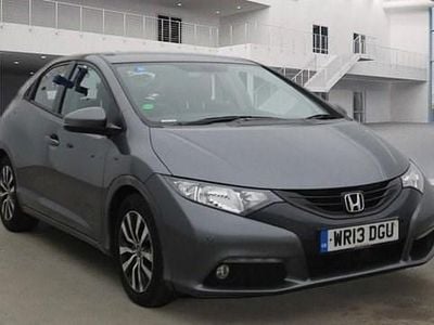 Begagnad Honda Civic ES 118 HK (86 kW) 2013 Grå Halvkombi