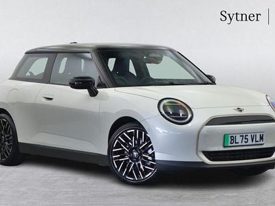 New Mini Cooper Hatch 133 kW (181 HP) 2025 White Hatchback