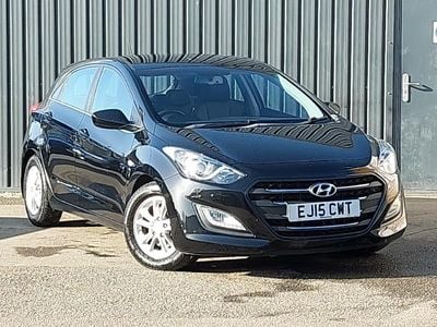 Used Hyundai i30 SE 110 HP (80 kW) 2015 Black Hatchback