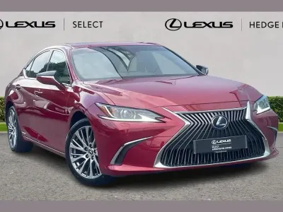 Used Lexus ES300H 214 HP (157 kW) 2021 Red Sedan