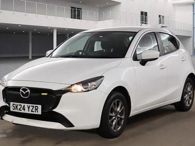 Used Mazda 2 Center-Line 75 HP (55 kW) 2024 White Hatchback