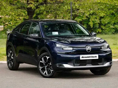 New Citroën C4 131 HP (96 kW) 2026 Metallic  eclipse blue SUV