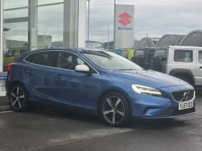 Used Volvo V40 R-Design 2017 Blue Hatchback