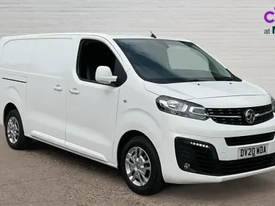 Used Vauxhall Vivaro Elite 140 HP (102 kW) 2020 White MPV