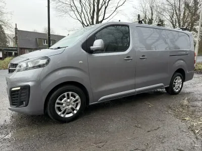 Gebraucht Vauxhall Vivaro Sportive 2020 Grau Van / Kleinbus