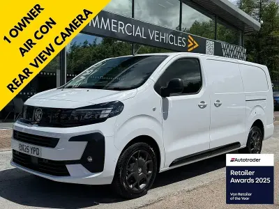 Used Vauxhall Vivaro 145 HP (106 kW) 2025 White MPV