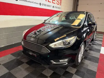 Gebraucht Ford Focus Titanium X 120 PS (88 kW) 2017 Schwarz Kleinwagen