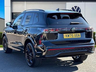 Used VW Tiguan R-line 150 HP (110 kW) 2025 Black SUV