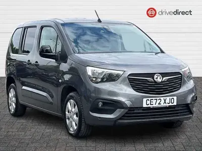 Second-hand Vauxhall Combo S 100 CP (73 kW) 2022 Gri Monovolum
