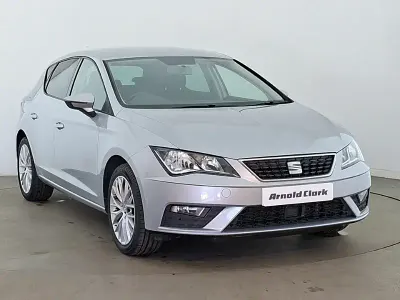 Used Seat Leon SE Dynamic 115 HP (84 kW) 2018 Silver Hatchback