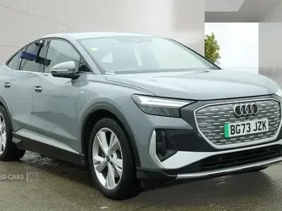 Gebraucht Audi Q4 e-tron S-Line 219 kW (299 PS) 2023 Grau SUV