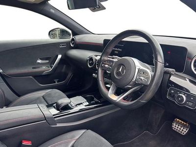 Used Mercedes A180 Executive 116 HP (85 kW) 2019 Black Hatchback