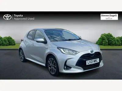 Used Toyota Yaris 116 HP (85 kW) 2021 Silver Hatchback