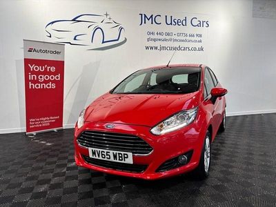 Used Ford Fiesta Zetec 100 HP (73 kW) 2015 Red Hatchback