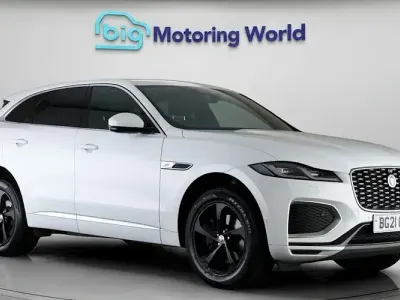 Używany Jaguar F-Pace R-Dynamic 163 KM (119 kW) 2021 Biały SUV