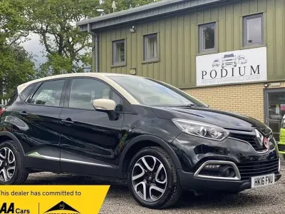 Second-hand Renault Captur Dynamique 90 CP (66 kW) 2016 Bej SUV