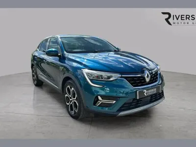 Używany Renault Arkana Version S 142 KM (104 kW) 2022 Niebieski SUV