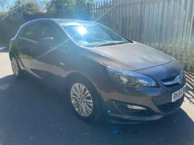 Second-hand Vauxhall Astra Excite 2014 Gri Hatchback