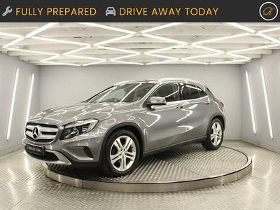 Mercedes GLA220