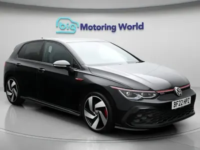 Używany VW Golf VIII GTI 245 KM (180 kW) 2022 Czarny Hatchback