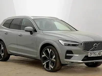 Used Volvo XC60 Ultra 247 HP (181 kW) 2025 Grey SUV