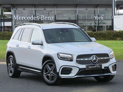 Mercedes GLB220