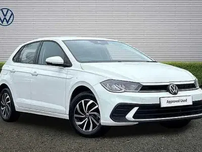Second-hand VW Polo Life 95 CP (69 kW) 2023 Alb Hatchback