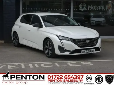 Used Peugeot 308 Allure 130 HP (95 kW) 2022 White Hatchback