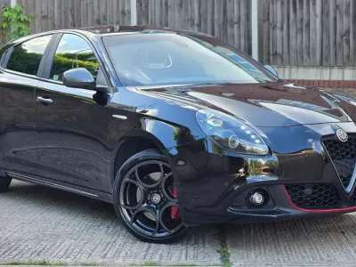 Used Alfa Romeo Giulietta Edizione Speciale 175 HP (128 kW) 2016 Black Hatchback