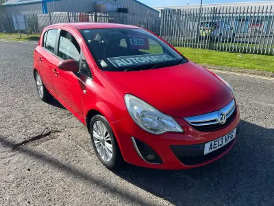 Begagnad Vauxhall Corsa 2013 Röd Halvkombi